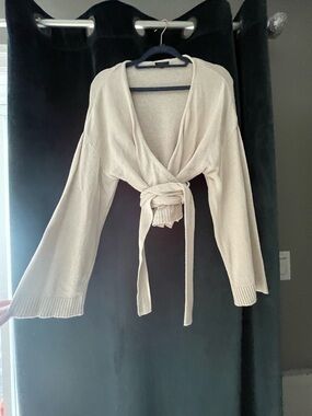 Dynamite Cream Tie-Front Knit Sweater